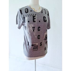 Marc Eckō Casual NYC Decal T-Shirt